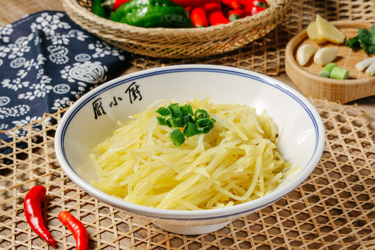 酸溜土豆丝