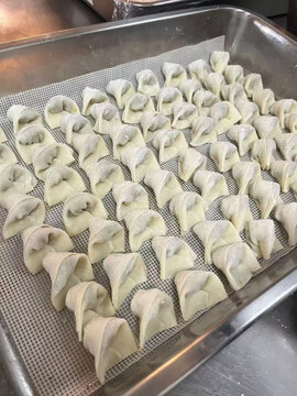手工水饺