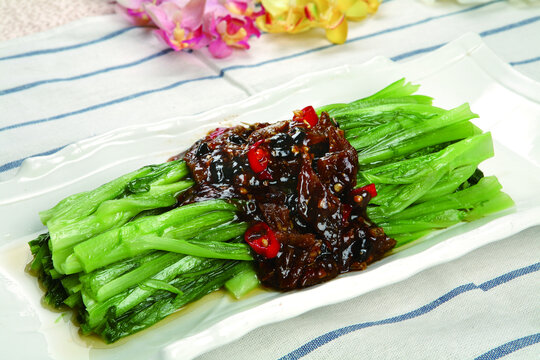 豉香鲜嫩蒜蓉油麦菜