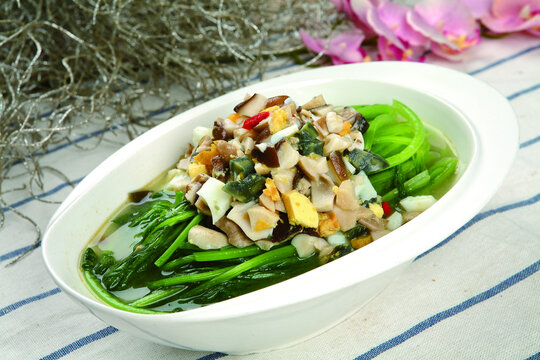 三鲜上汤菠菜美味佳肴