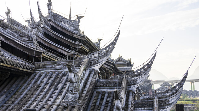 少数民族古建筑屋顶