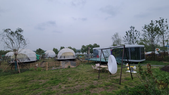 户外特色露营场地风光