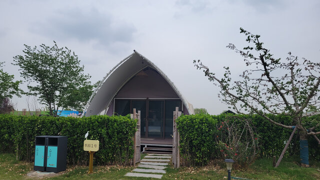 特色造型的户外小屋