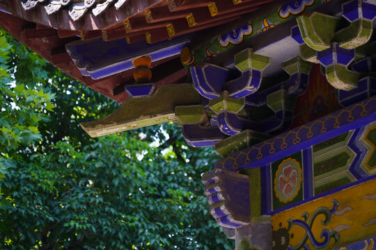 江西九江能仁禅寺中式古建筑精美斗拱细节