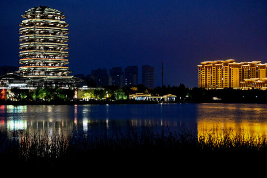 淄博齐盛湖夜景