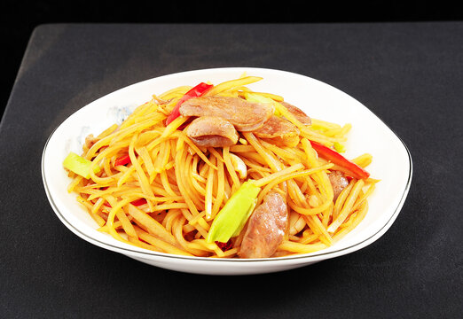 香肠炒土豆丝美味呈现
