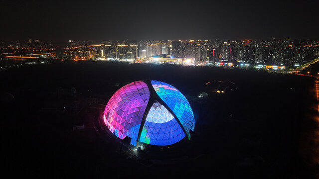 青岛东方伊甸园夜景