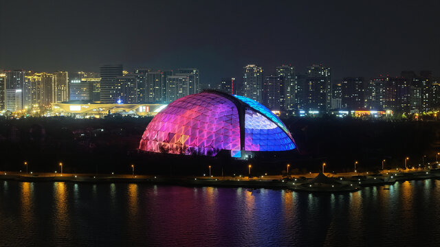 青岛东方伊甸园夜景