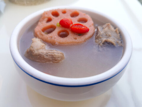 湖藕炖排骨