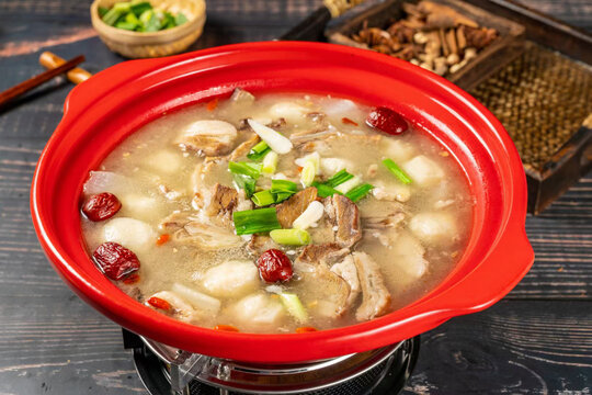 白果乌鸡汤