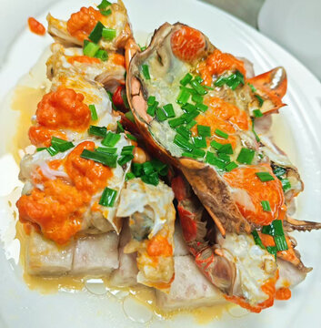 螃蟹蒸豆腐