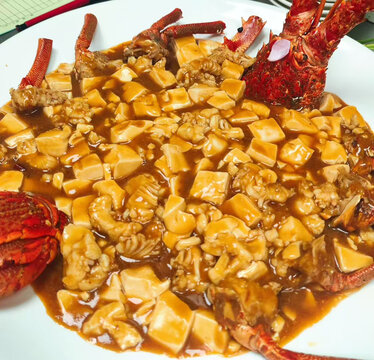 龙虾豆腐