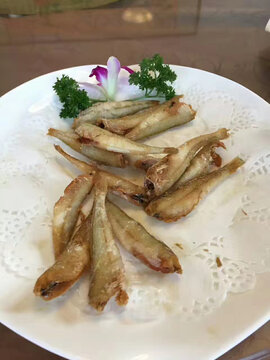 香酥小鱼