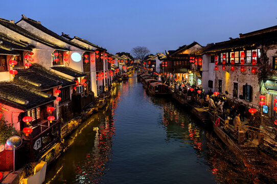 苏州山塘街夜景