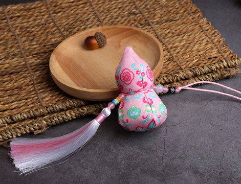item.picName