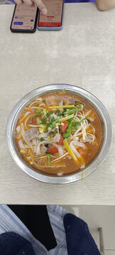 瘦肉老友粉