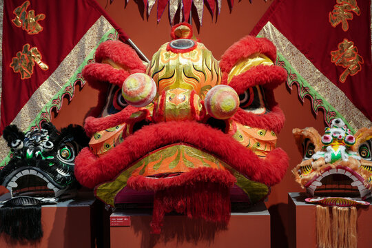 多彩舞狮头精彩展示