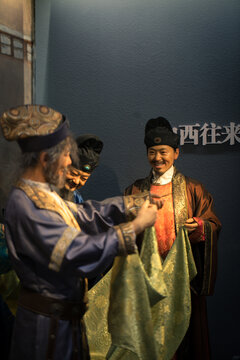 丝绸之路交易蜡像