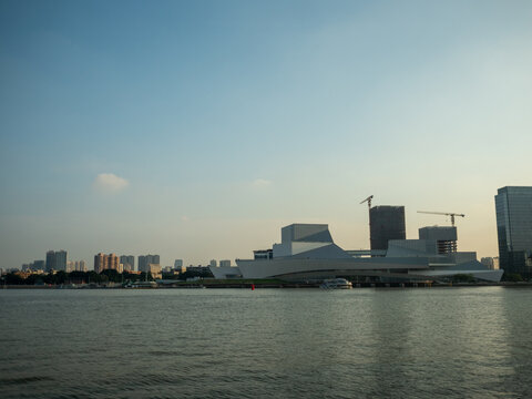 广州白鹅潭大湾区艺术中心城市建筑