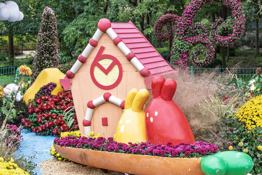 公园花展卡通风格花卉装饰小屋园艺布景