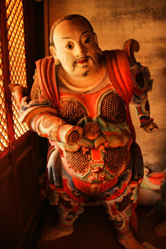 古代彩色武士陶俑雕塑