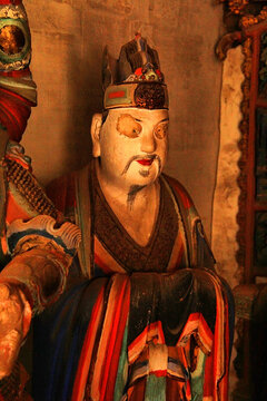精美传统古代神像雕塑