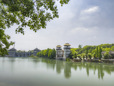 茅东风情小镇风光