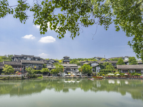 茅东风情小镇风光