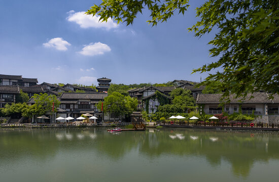 茅东风情小镇风光