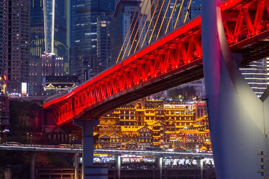 重庆朝天门码头千厮门大桥夜景