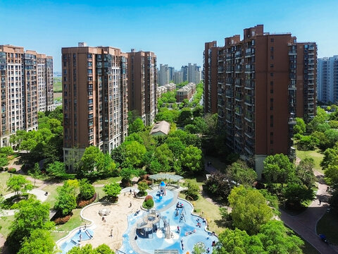 小区内景