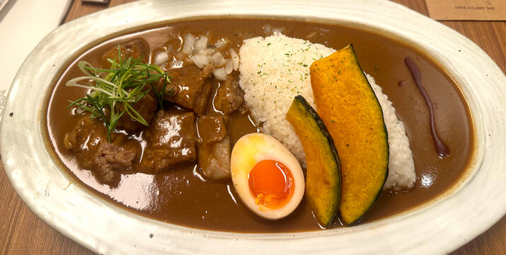 牛肉咖喱饭