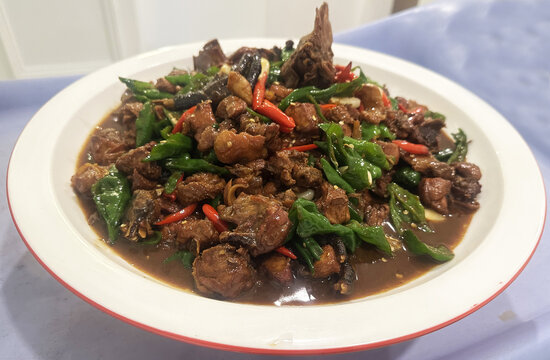 滕州辣子鸡