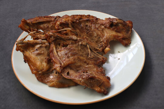 烤鸡架