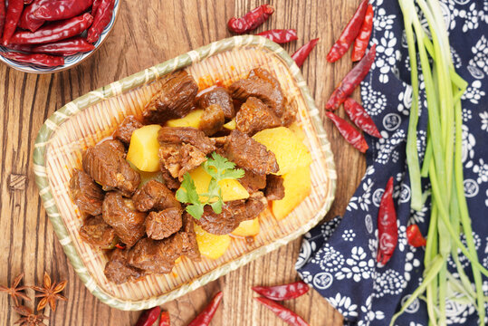 土豆炖牛肉