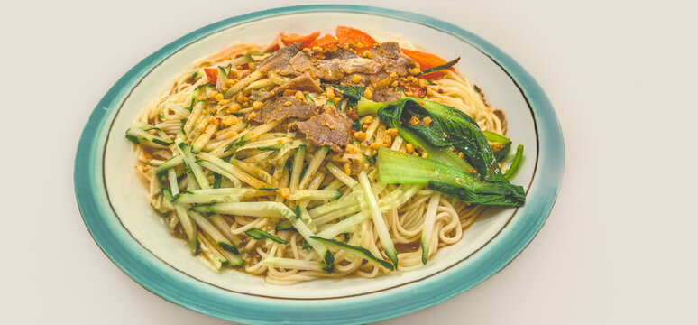 牛肉凉拌面
