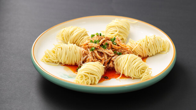 鸡丝凉面