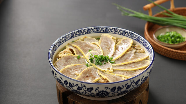 酥肉蒸头碗