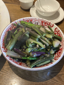 家常炒时蔬色彩诱人