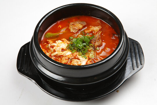 韩式美味海鲜豆腐汤