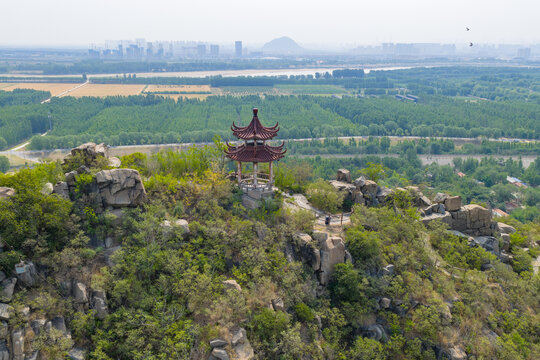 航拍济南鹊山