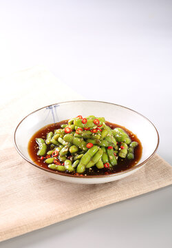 煮毛豆