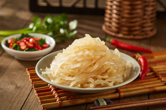 美食凉拌海蜇丝