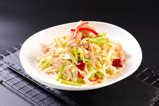 肉丝炒豆芽