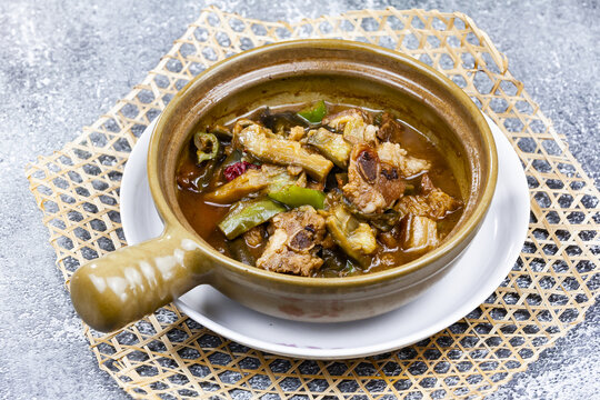 砂锅茄子炖排骨