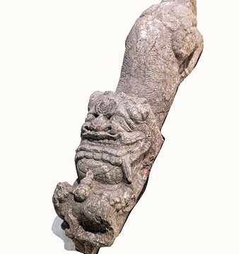 清代石雕狮斜撑