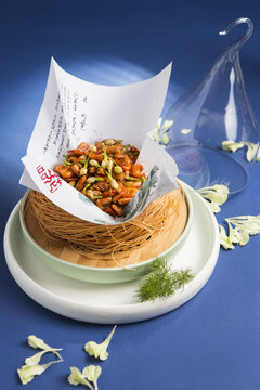 茉莉花炒河虾