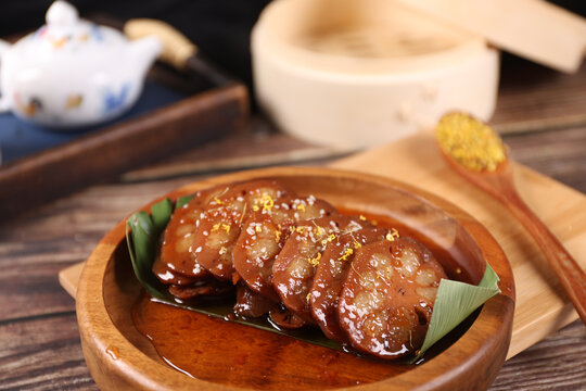 桂花糯米藕美食特写蜜汁藕