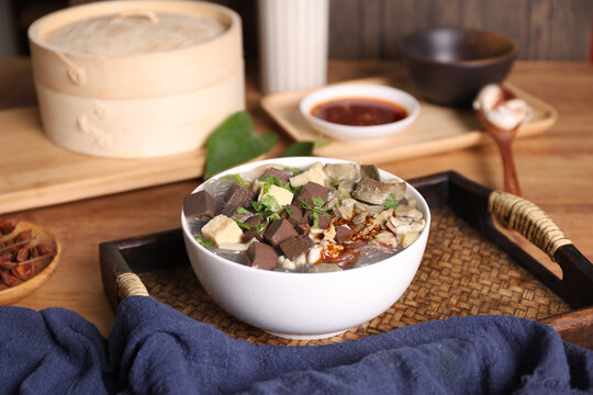 美味特色杂烩汤美食特写金陵鸭血粉丝