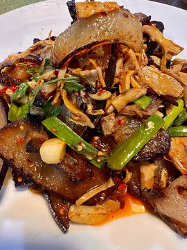 豆干回锅肉
